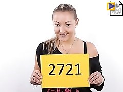 15 movies - Casting Huge Natural Boobs sized 7!