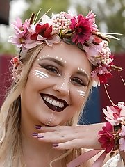 8 pictures - Harley Woodburn Faire Game