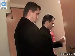 12 movies - Blonde shocks her boyfriend