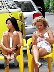 12 pictures - Girls make the upskirts seen on cam in voyeur upskirt free photo gallery from UpskirtCollection.com